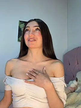 Snapshot of Maddy_Jones chatting on March 18, 10:48 pm Maddy Jones online show from March 18, 10:48 pm