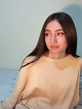 Snapshot of Maddy_Jones chatting on March 21, 5:02 pm Maddy Jones online show from March 21, 5:02 pm