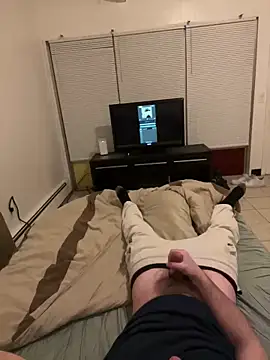 Snapshot of coreyl9718 chatting on February 14, 2:39 am coreyl9718 online show from February 14, 2:39 am