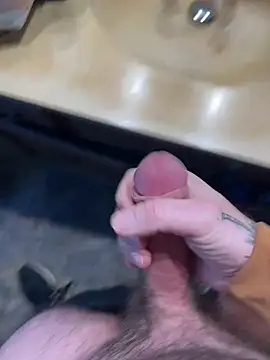 Snapshot of coreyl9718 chatting on January 31, 7:11 pm coreyl9718 online show from January 31, 7:11 pm