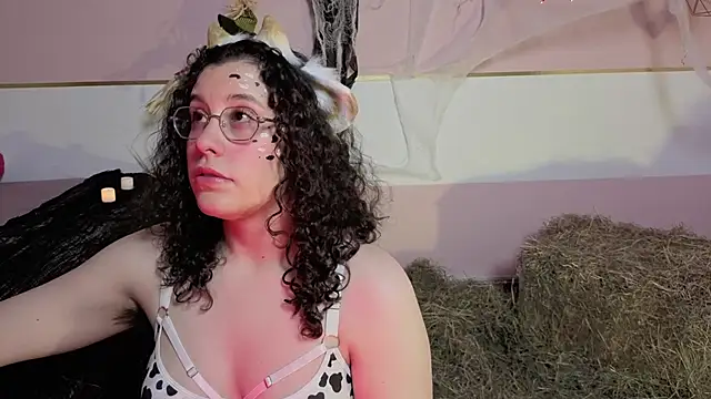 Charlotte  Miller online show from October 29, 11:45 am