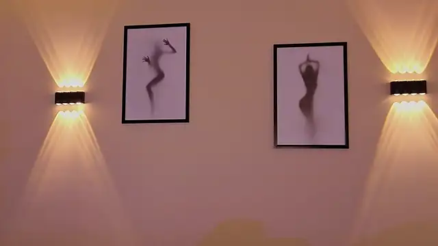 Charlotte  Miller online show from March 18, 11:57 am