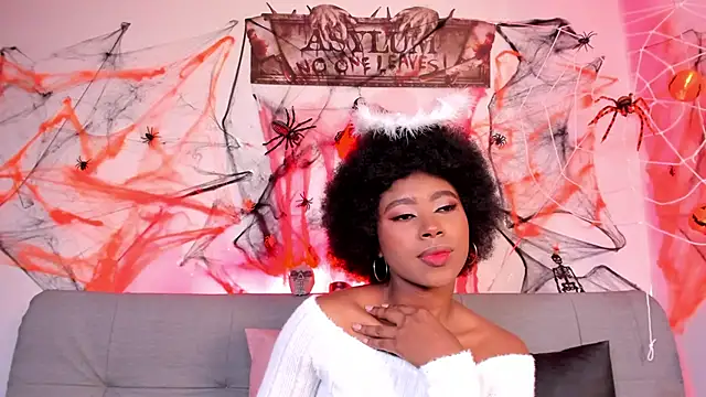 violeta ruiz  online show from October 21, 10:10 pm