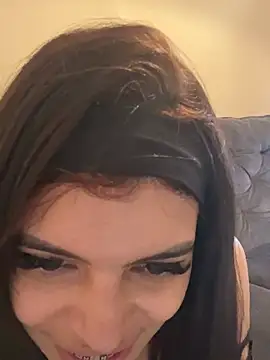 LawrencyLarry online show from January 19, 7:37 pm