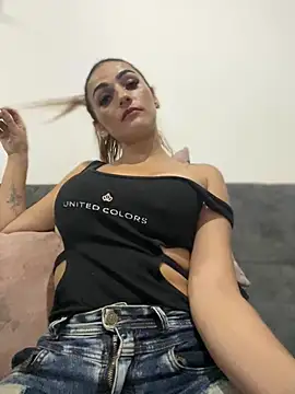 Samantha bigboobs online show from February 25, 2:47 am