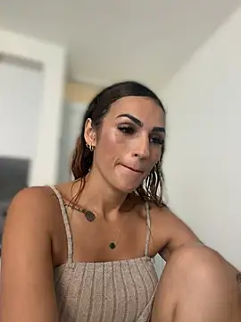 Samantha bigboobs online show from February 1, 6:06 pm