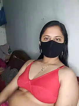 Snapshot of Hot_Nila chatting on February 4, 2:17 am Hot Nila online show from February 4, 2:17 am