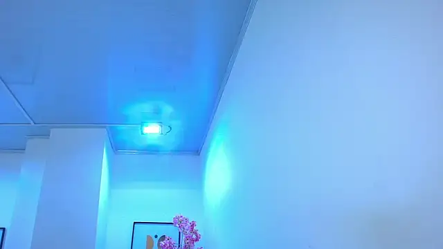 Arianna sweeet online show from April 18, 3:43 am