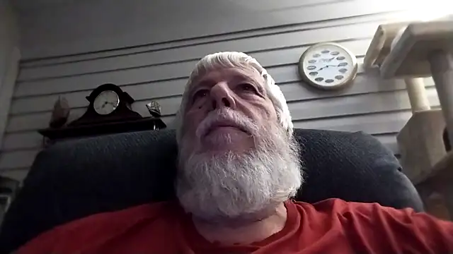 Snapshot of Futura_intx chatting on April 19, 1:16 am Futura intx online show from April 19, 1:16 am