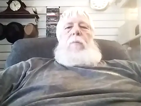 Snapshot of Futura_intx chatting on May 11, 5:10 pm Futura intx online show from May 11, 5:10 pm