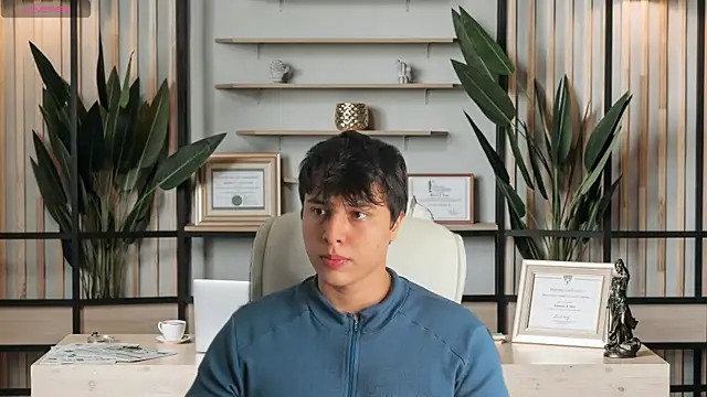 Snapshot of Thom_Ohtani chatting on February 18, 11:41 pm Thom Ohtani online show from February 18, 11:41 pm