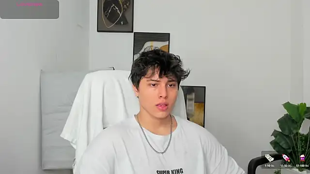 Snapshot of Thom_Ohtani chatting on March 5, 2:45 pm Thom Ohtani online show from March 5, 2:45 pm