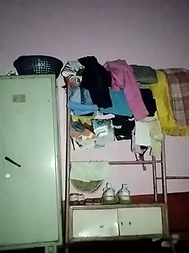 Snapshot of nikitacute23 chatting on November 18, 6:23 pm nikitacute23 online show from November 18, 6:23 pm