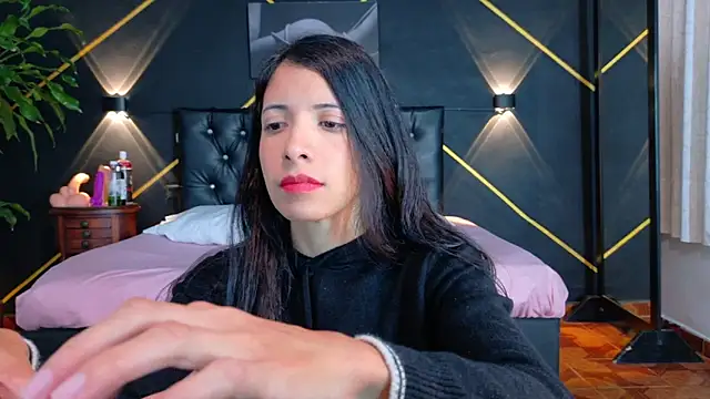 amabel zambrano online show from November 3, 2:07 pm