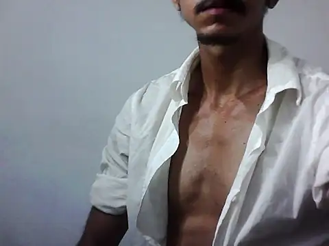 MagrinhoSaradoo online show from November 30, 2:59 am