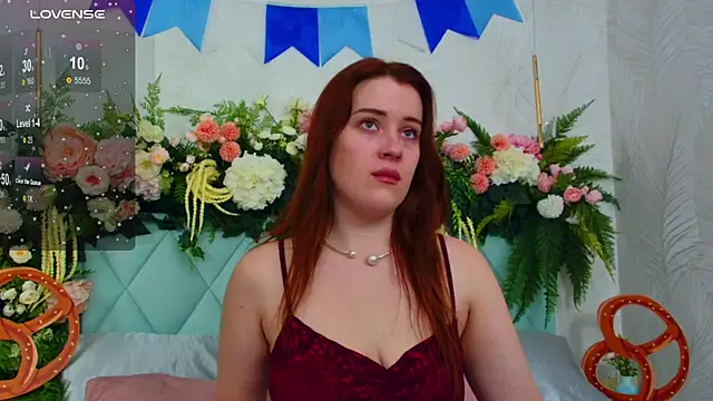 EllieGarson online show from September 26, 5:06 pm