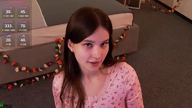 Rina Red online show from April 13, 1:44 am