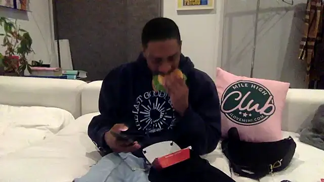 mileshighclub420 online show from January 7, 1:49 am