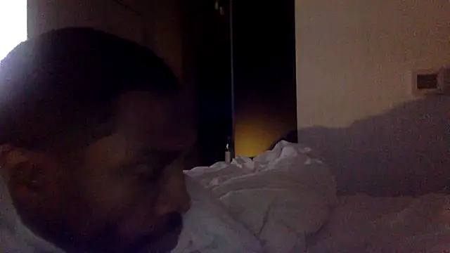 Snapshot of mileshighclub420 chatting on March 22, 10:39 am mileshighclub420 online show from March 22, 10:39 am