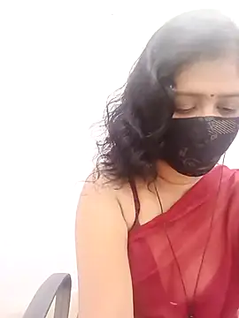 Lucky-Deepthi online show from March 10, 9:40 pm