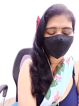 Lucky-Deepthi online show from February 26, 10:31 pm