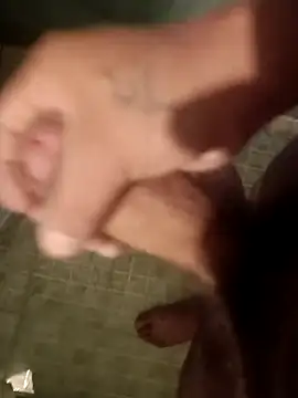 calenturient online show from April 20, 2:58 am