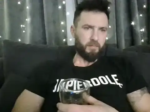 Snapshot of realdilf chatting on January 5, 5:30 pm realdilf online show from January 5, 5:30 pm