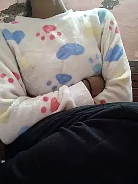 Snapshot of Barbie_183 chatting on January 14, 9:13 am Barbie 183 online show from January 14, 9:13 am