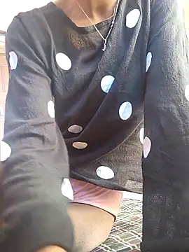 Snapshot of Barbie_183 chatting on March 6, 11:25 am Barbie 183 online show from March 6, 11:25 am