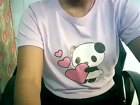 Snapshot of Barbie_183 chatting on February 7, 5:44 am Barbie 183 online show from February 7, 5:44 am