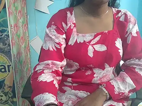 Snapshot of Barbie_183 chatting on February 15, 5:59 am Barbie 183 online show from February 15, 5:59 am