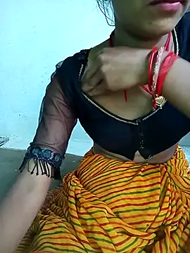 Snapshot of Amaya_Bajwa chatting on February 28, 11:47 am Amaya Bajwa online show from February 28, 11:47 am