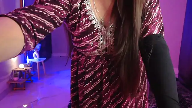 Mitikaa online show from December 4, 2:26 pm