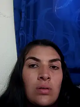 Snapshot of blue_and_whithe chatting on March 27, 4:29 pm blue and whithe online show from March 27, 4:29 pm