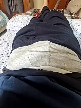 Snapshot of ziotony98 chatting on January 18, 10:08 am ziotony98 online show from January 18, 10:08 am