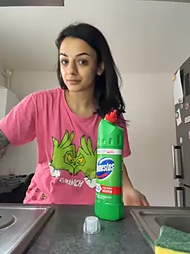 NNNoire online show from January 12, 9:47 am