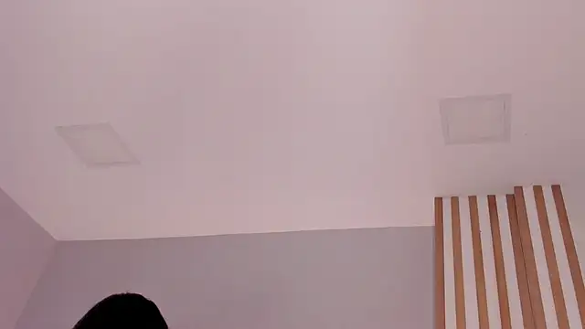 sara  jones gh online show from December 22, 4:48 pm