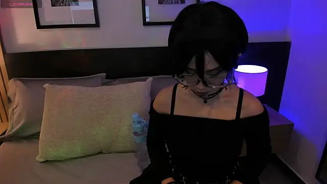 vi anaya online show from February 26, 11:53 am