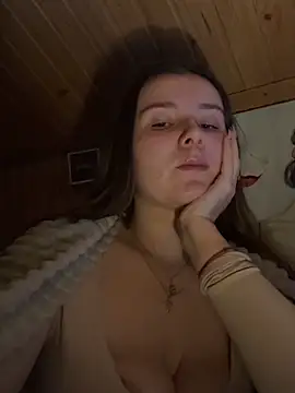 mewKate online show from February 13, 5:20 pm