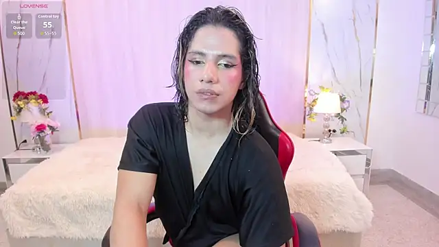 TylerBloom online show from April 30, 2:12 pm