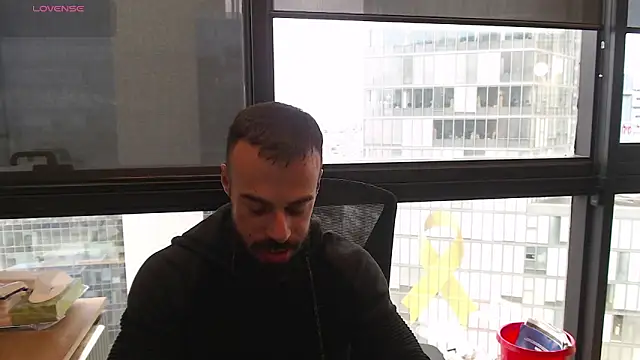 todddantes25 online show from March 22, 7:25 am