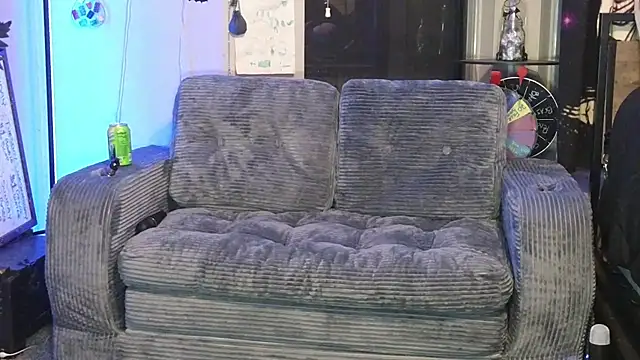 trashbrat online show from February 4, 3:23 am