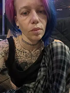 trashbrat online show from March 21, 7:24 am