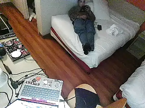 Snapshot of justthetip4209 chatting on February 20, 6:06 am justthetip4209 online show from February 20, 6:06 am