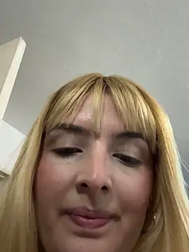 Blue Angell online show from September 28, 1:44 am