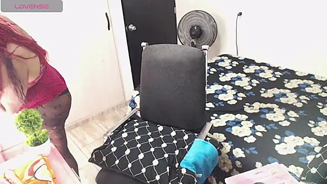 kimberly bellu online show from February 11, 11:44 pm