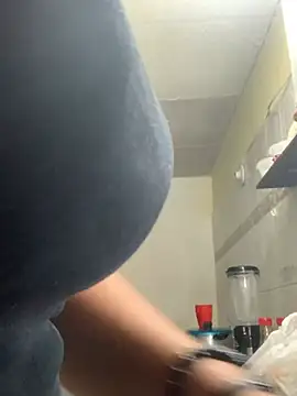 Snapshot of giselao chatting on February 24, 1:02 am giselao online show from February 24, 1:02 am