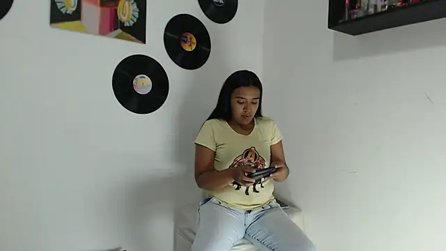 Snapshot of giselao chatting on February 24, 11:41 pm giselao online show from February 24, 11:41 pm