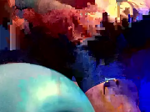 Snapshot of hesjustafriend chatting on January 7, 6:05 am hesjustafriend online show from January 7, 6:05 am