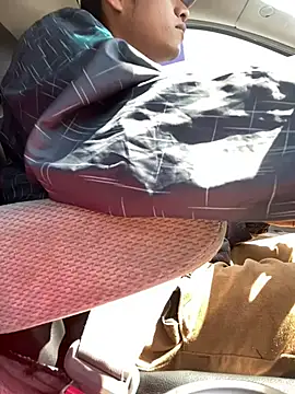 abrilito2 online show from March 8, 8:14 pm